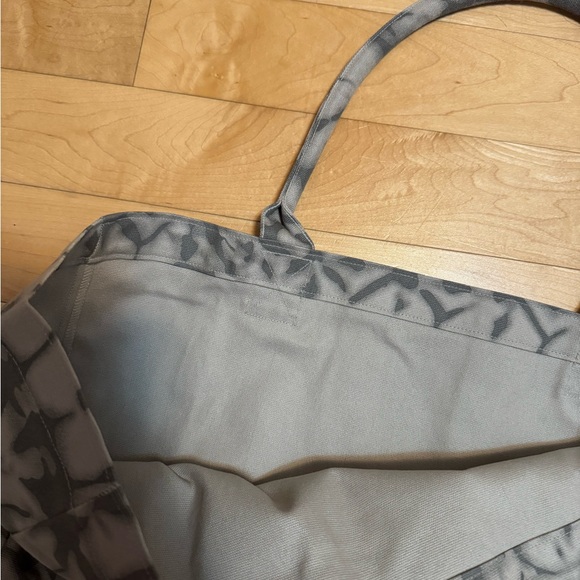 alo tote bag - Picture 3 of 3